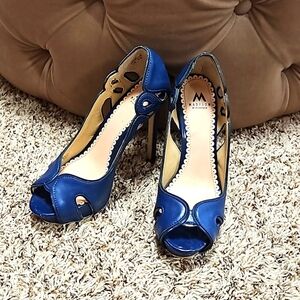 Madison by Shoe Dazzle Unique Designed Heels